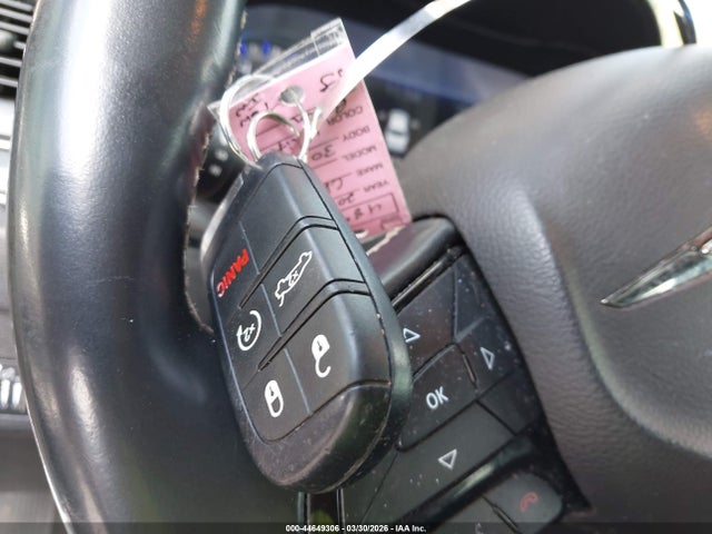 44649306 :رقم المزاد ، 2C3CCABG9GH223846 vin ، 2016 Chrysler 300 300s مزاد بيع