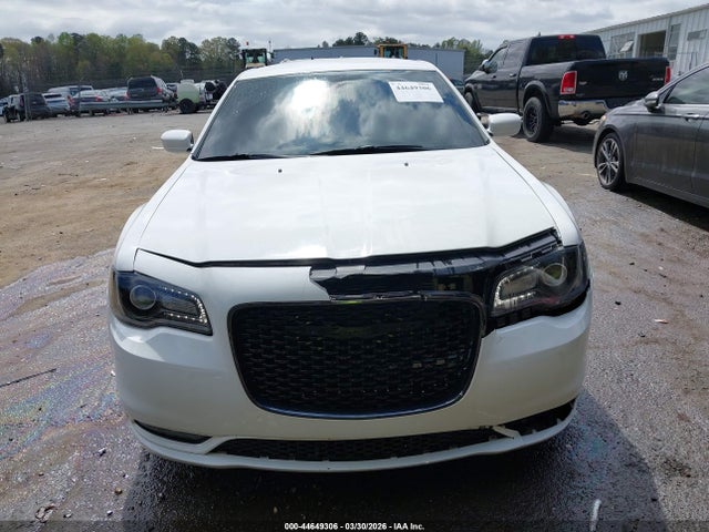 44649306 :رقم المزاد ، 2C3CCABG9GH223846 vin ، 2016 Chrysler 300 300s مزاد بيع