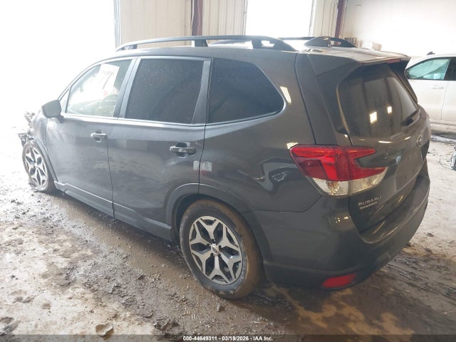 44649311 :رقم المزاد ، JF2SKADC1PH486621 vin ، 2023 Subaru Forester Premium مزاد بيع