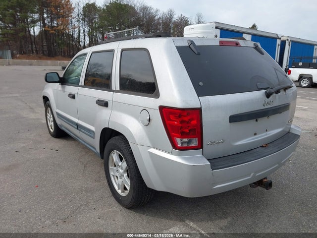 2005 JEEP GRAND CHEROKEE 1J4GR48K75C707923 Photo 2