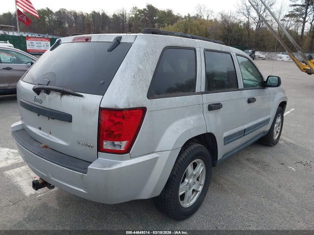 2005 JEEP GRAND CHEROKEE 1J4GR48K75C707923 Photo 3