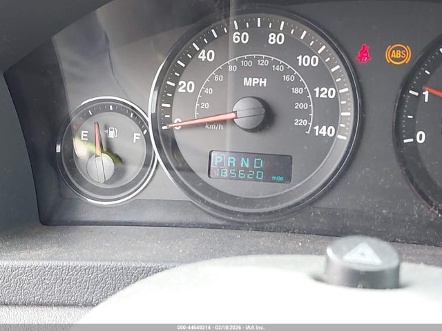 2005 JEEP GRAND CHEROKEE 1J4GR48K75C707923 Photo 6
