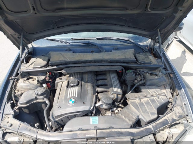 44649362 :رقم المزاد ، WBAPH7G58ANM53950 vin ، 2010 Bmw 328i مزاد بيع