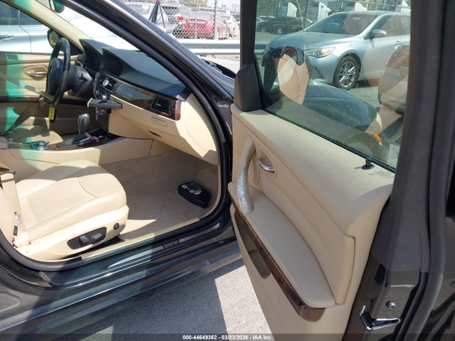 44649362 :رقم المزاد ، WBAPH7G58ANM53950 vin ، 2010 Bmw 328i مزاد بيع