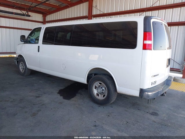 1GAZGPFG8L1180853 Chevrolet Express Passenger Rwd 3500 Extended Wheelbase Lt