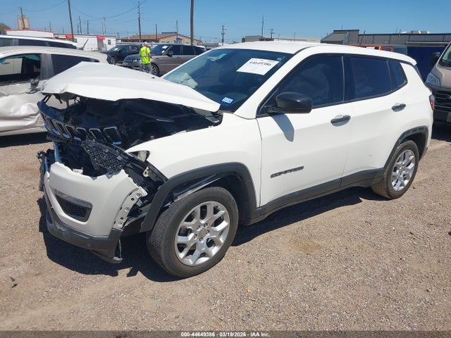 2019 JEEP COMPASS 3C4NJCABXKT685845 Photo 1