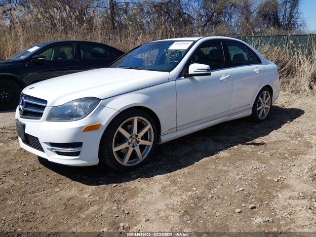 Aukcja sprzedaży 2014 Mercedes-benz C 250 Sport, vin: WDDGF4HBXEG250831, numer aukcji: 44649403