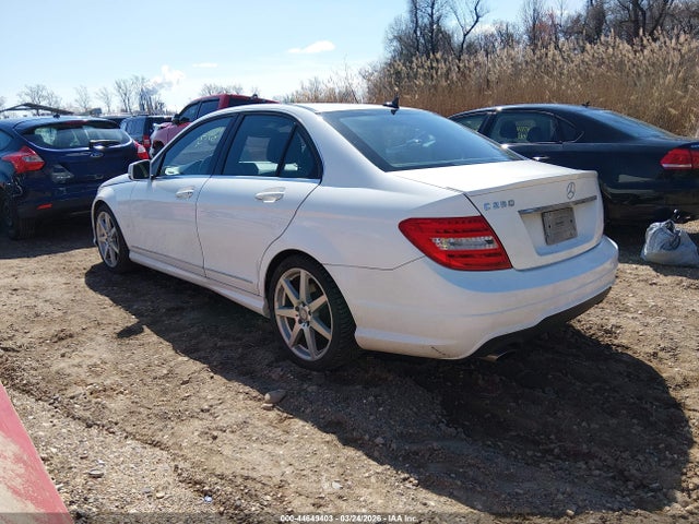 Aukcja sprzedaży 2014 Mercedes-benz C 250 Sport, vin: WDDGF4HBXEG250831, numer aukcji: 44649403