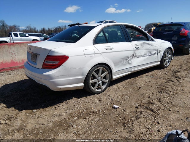 Aukcja sprzedaży 2014 Mercedes-benz C 250 Sport, vin: WDDGF4HBXEG250831, numer aukcji: 44649403