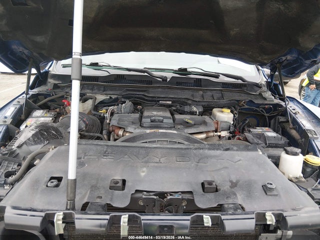 44649414 :رقم المزاد ، 3C6UR5CL4FG611025 vin ، 2015 Ram 2500 Tradesman مزاد بيع