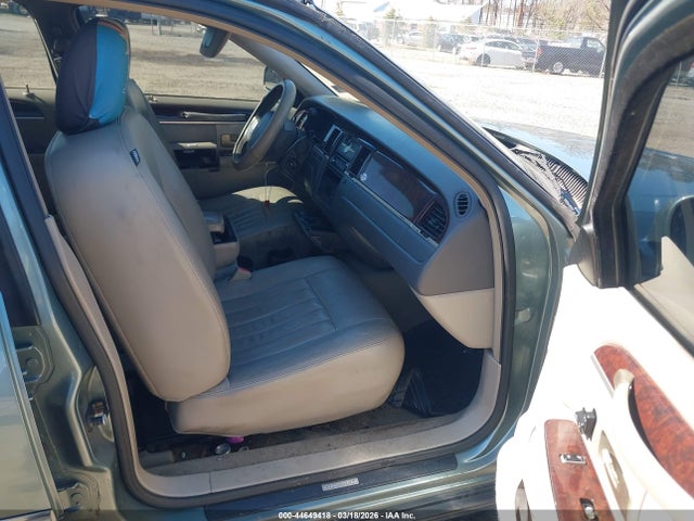 Продаж на аукціоні авто 2006 Lincoln Town Car Signature, vin: 1LNHM81V36Y633193, номер лоту: 44649418