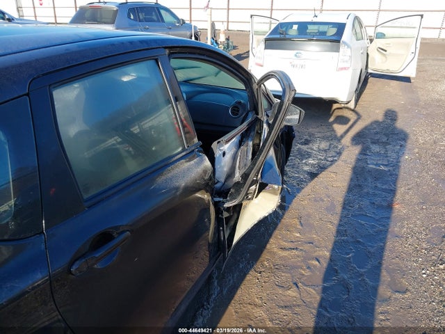 3N1CE2CP1HL372063 Nissan Versa Note Sv