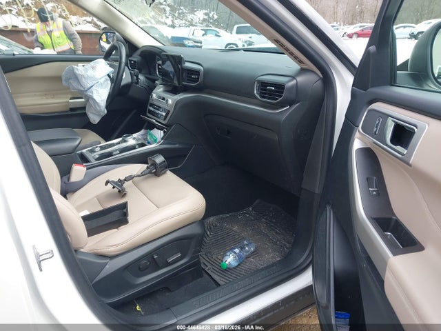 2022 FORD EXPLORER 1FMSK8DH7NGB11446 Photo 4