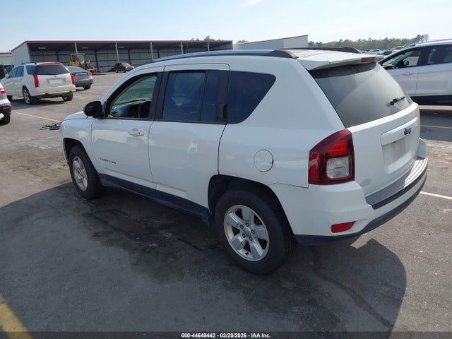2014 JEEP COMPASS 1C4NJCBA2ED925065 Photo 2