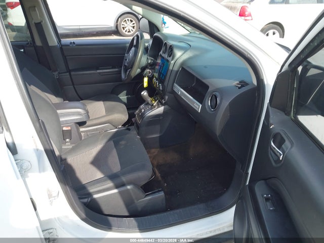 2014 JEEP COMPASS 1C4NJCBA2ED925065 Photo 4