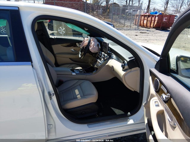 44649447 :رقم المزاد ، 55SWF4KBXJU243427 vin ، 2018 Mercedes-benz C 300 4matic مزاد بيع