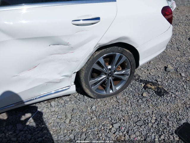 44649447 :رقم المزاد ، 55SWF4KBXJU243427 vin ، 2018 Mercedes-benz C 300 4matic مزاد بيع