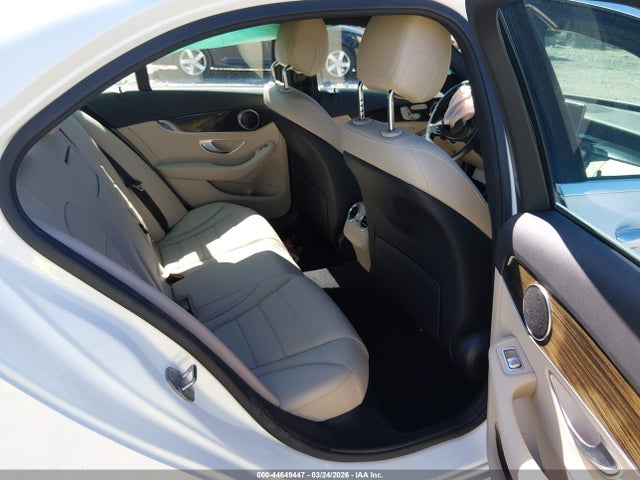 44649447 :رقم المزاد ، 55SWF4KBXJU243427 vin ، 2018 Mercedes-benz C 300 4matic مزاد بيع