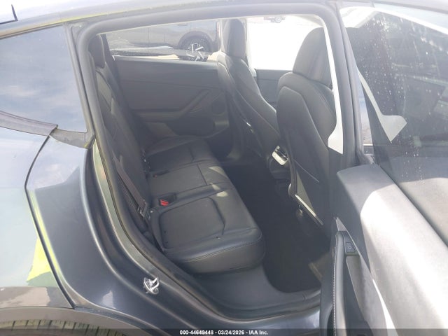 Продажа на аукционе авто 2022 Tesla Model Y Performance Dual Motor All-wheel Drive, vin: 7SAYGDEF2NF505441, номер лота: 44649448