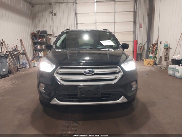 44649500 :رقم المزاد ، 1FMCU9HD0JUB13367 vin ، 2018 Ford Escape Sel مزاد بيع