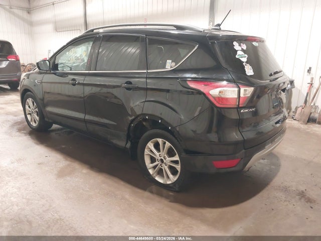 44649500 :رقم المزاد ، 1FMCU9HD0JUB13367 vin ، 2018 Ford Escape Sel مزاد بيع