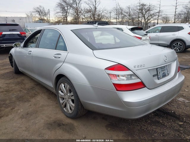 2009 MERCEDES-BENZ S 550 WDDNG86X89A240186 Photo 2