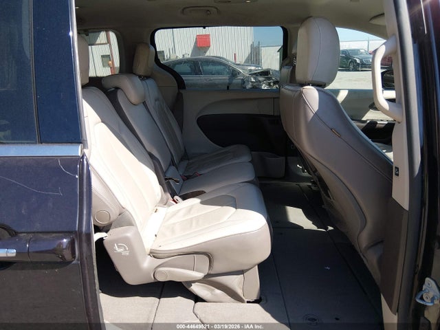2017 Chrysler Pacifica Touring-l მანქანა იყიდება აუქციონზე, vin: 2C4RC1BG2HR542779, აუქციონის ნომერი: 44649521