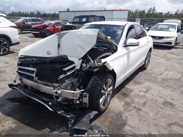 44649557 :رقم المزاد ، 55SWF4JB6GU150057 vin ، 2016 Mercedes-benz C 300 مزاد بيع