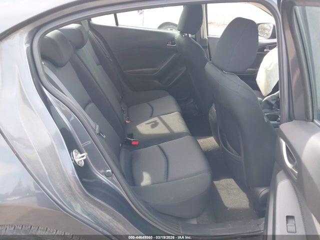 44649560 :رقم المزاد ، JM1BM1T79G1327075 vin ، 2016 Mazda Mazda3 I Sport مزاد بيع