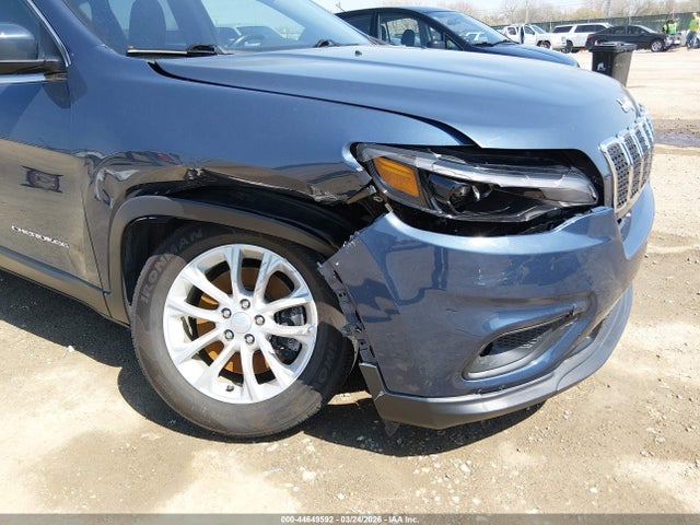 44649592 :رقم المزاد ، 1C4PJLCB3KD370316 vin ، 2019 Jeep Cherokee Latitude Fwd مزاد بيع