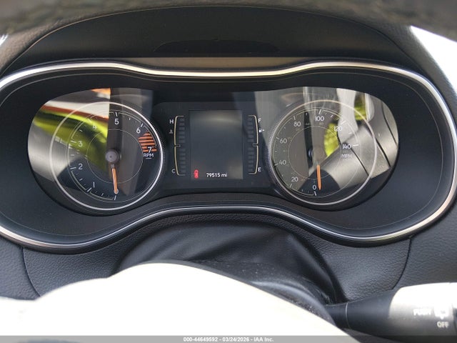 44649592 :رقم المزاد ، 1C4PJLCB3KD370316 vin ، 2019 Jeep Cherokee Latitude Fwd مزاد بيع