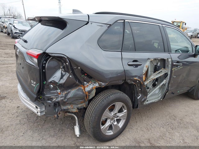 2025 Toyota Rav4 Xle მანქანა იყიდება აუქციონზე, vin: 2T3P1RFV6SC556106, აუქციონის ნომერი: 44649603