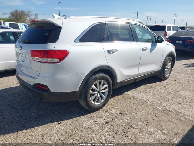 5XYPG4A57HG284163 KIA Sorento 3.3l Lx