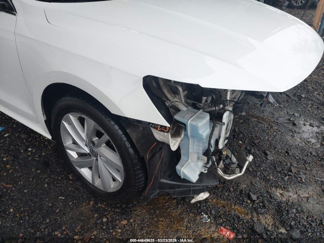 Aukcja sprzedaży 2018 Volkswagen Passat 2.0t Se, vin: 1VWBA7A36JC050809, numer aukcji: 44649625