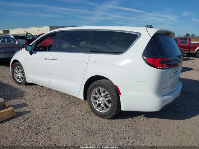 2026 Chrysler Pacifica Select მანქანა იყიდება აუქციონზე, vin: 2C4RC1BG0TR156838, აუქციონის ნომერი: 44649655