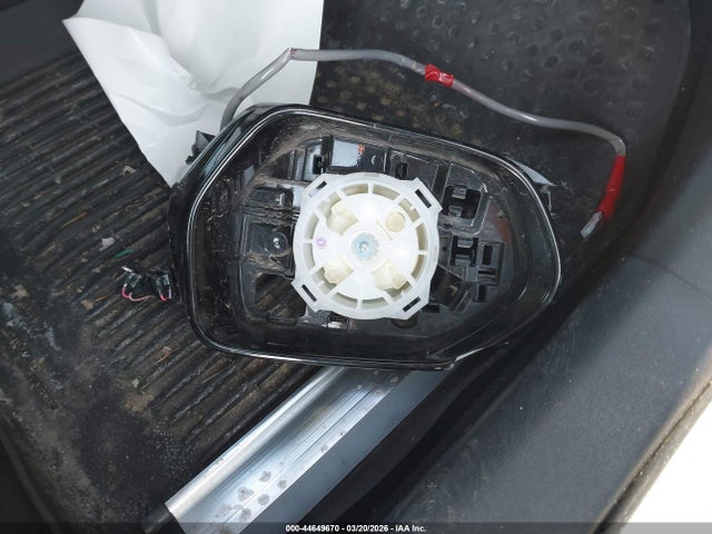 Toyota Prius Three 2016 JTDKARFU8G3016332 Image 12