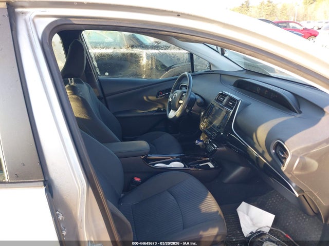 Toyota Prius Three 2016 JTDKARFU8G3016332 Image 5