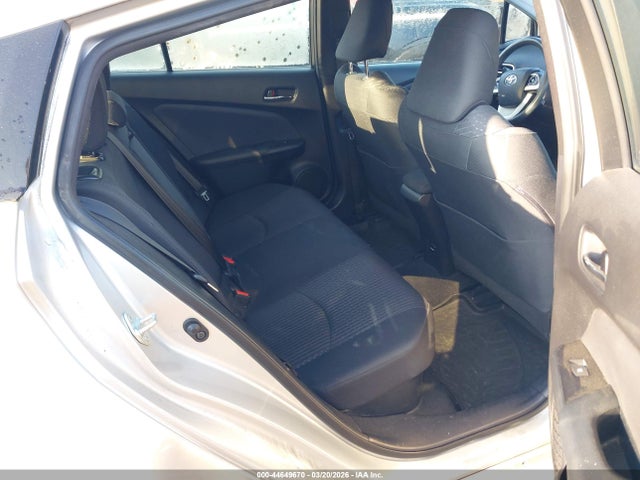 Toyota Prius Three 2016 JTDKARFU8G3016332 Image 8
