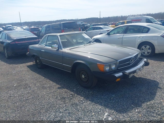 1983 MERCEDES-BENZ 380 WDBBA45A9DB024174