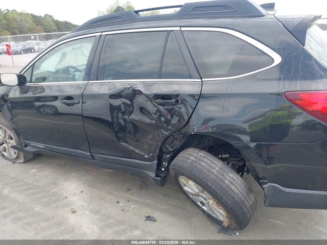 2018 Subaru Outback 2.5i Premium მანქანა იყიდება აუქციონზე, vin: 4S4BSAFC3J3244831, აუქციონის ნომერი: 44649700