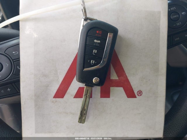 44649716 :رقم المزاد ، 5YFEPRAE9LP119319 vin ، 2020 Toyota Corolla Le مزاد بيع