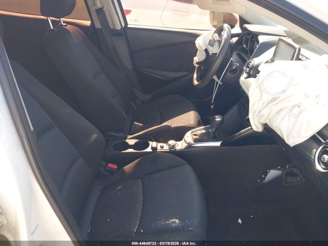 44649723 :رقم المزاد ، 3MYDLBYV8JY313682 vin ، 2018 Toyota Yaris Ia مزاد بيع