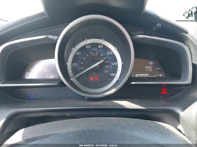 44649723 :رقم المزاد ، 3MYDLBYV8JY313682 vin ، 2018 Toyota Yaris Ia مزاد بيع
