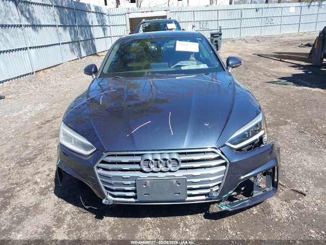 44649727 :رقم المزاد ، WAUTNAF56JA051146 vin ، 2018 Audi A5 2.0t Premium مزاد بيع