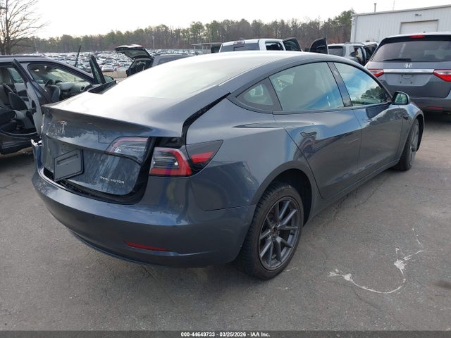 44649733 :رقم المزاد ، 5YJ3E1EB7NF253629 vin ، 2022 Tesla Model 3 Long Range Dual Motor All-wheel Drive مزاد بيع