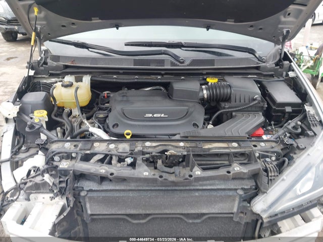 Продажа на аукционе авто 2018 Chrysler Pacifica Touring L, vin: 2C4RC1BG2JR236168, номер лота: 44649734