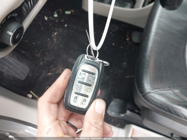 Продажа на аукционе авто 2018 Chrysler Pacifica Touring L, vin: 2C4RC1BG2JR236168, номер лота: 44649734