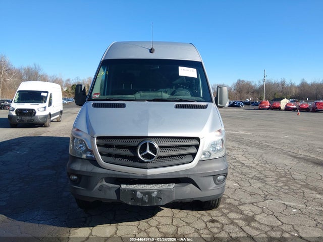 2017 Mercedes-benz Sprinter 2500 Standard Roof V6 მანქანა იყიდება აუქციონზე, vin: WD3PE7CD9HP574231, აუქციონის ნომერი: 44649749