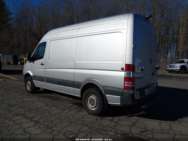 2017 Mercedes-benz Sprinter 2500 Standard Roof V6 მანქანა იყიდება აუქციონზე, vin: WD3PE7CD9HP574231, აუქციონის ნომერი: 44649749