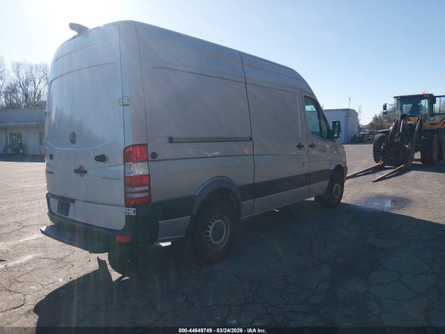 2017 Mercedes-benz Sprinter 2500 Standard Roof V6 მანქანა იყიდება აუქციონზე, vin: WD3PE7CD9HP574231, აუქციონის ნომერი: 44649749